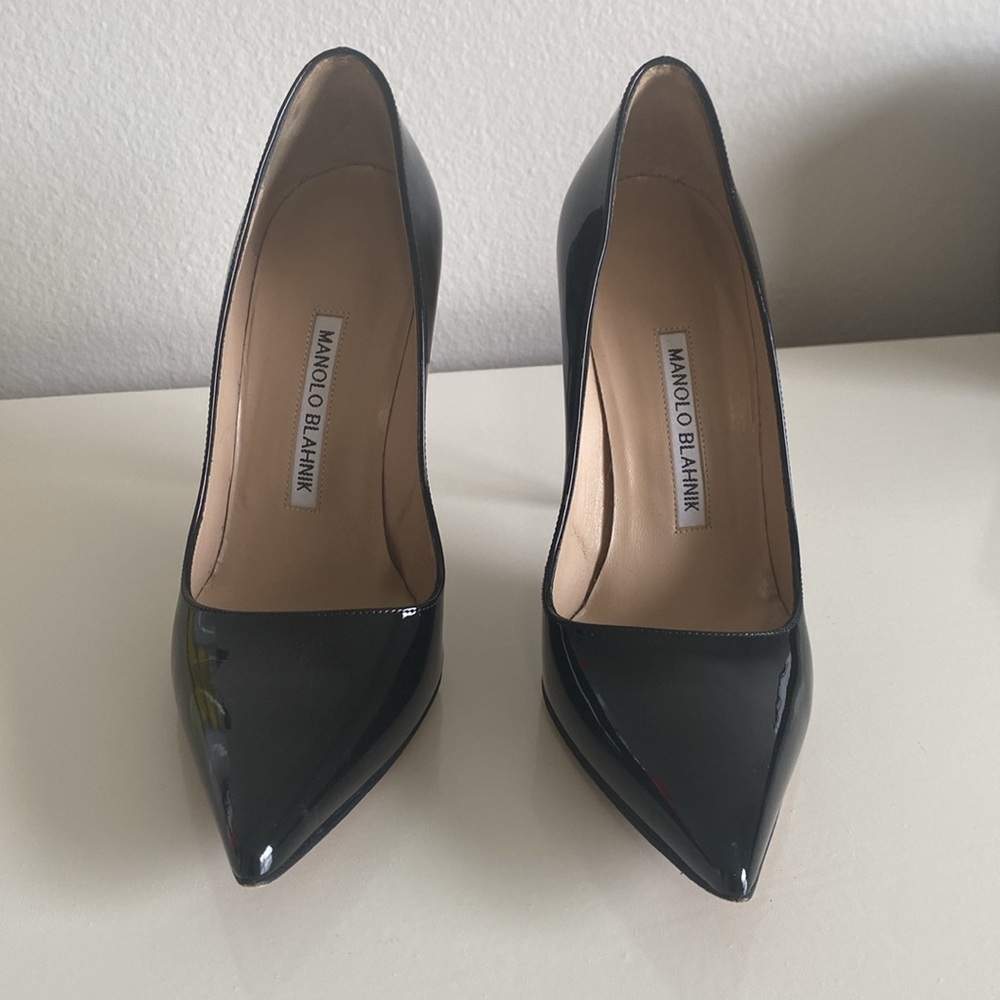 Authentic Manolo Blahnik Patent leather heels